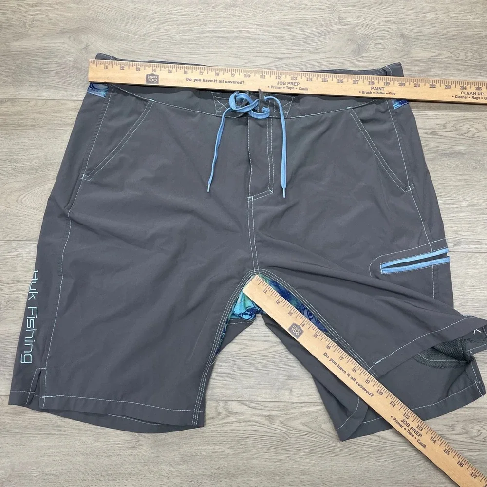Huk Board Shorts Mens XXL Gray Performance Fishing Swim Trunks Cargo Pockets